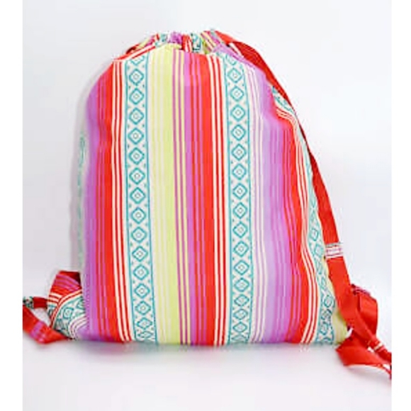 Vera Bradley Lighten Up Backsack - Serape  Paradise - Picture 4 of 7